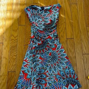 En Focus studio dress